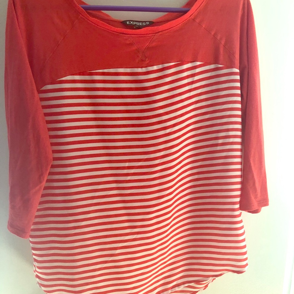Express- excellent condition. Dress up or down!
